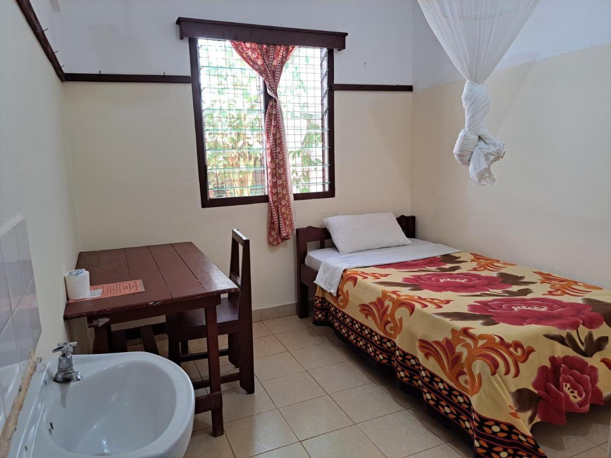 Kwale Golden Guest House Luaran gambar